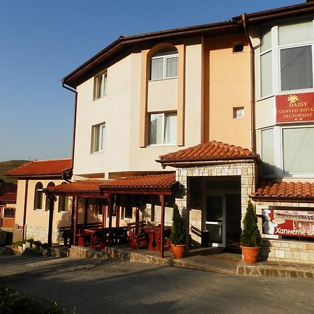 Family Hotel Daisy Borino Eksteriør bilde
