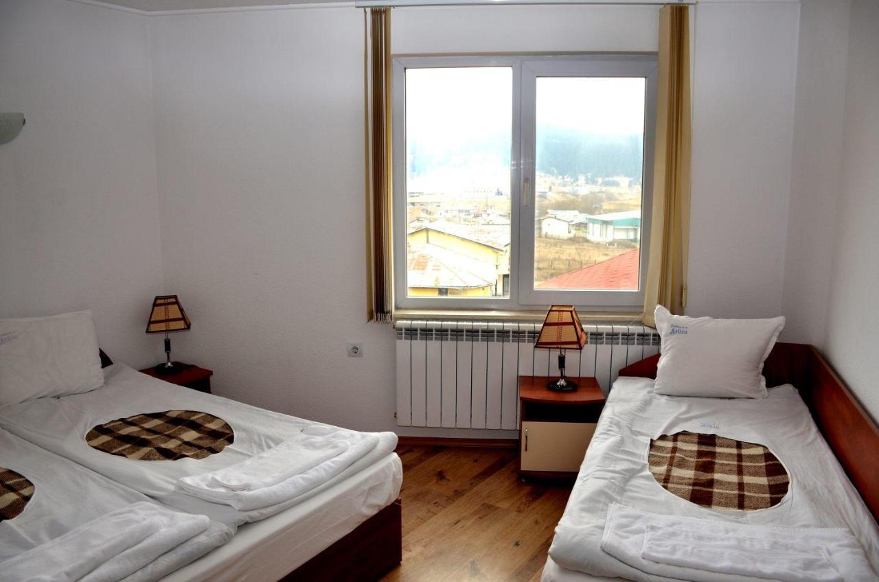 Family Hotel Daisy Borino Eksteriør bilde
