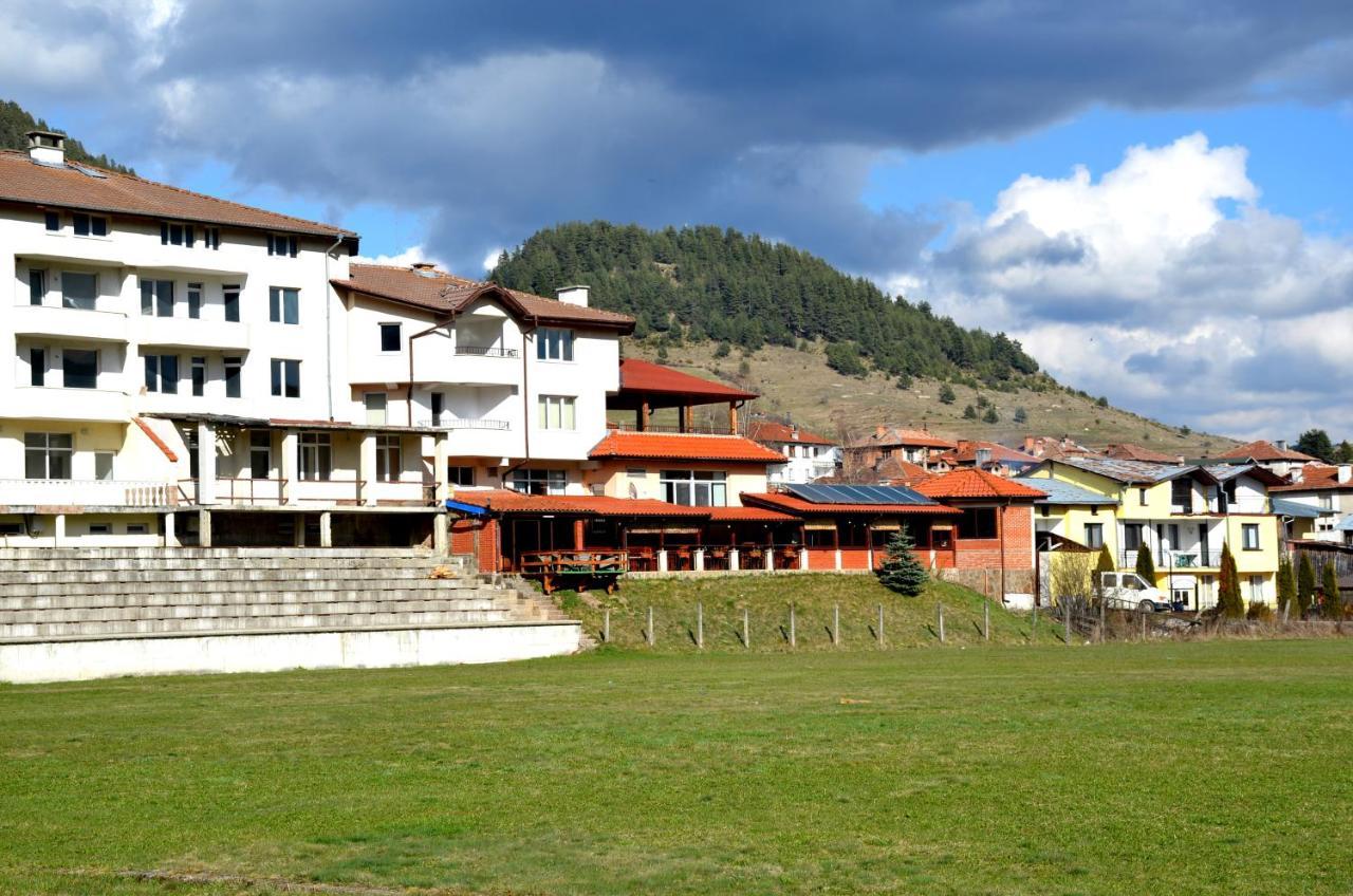 Family Hotel Daisy Borino Eksteriør bilde